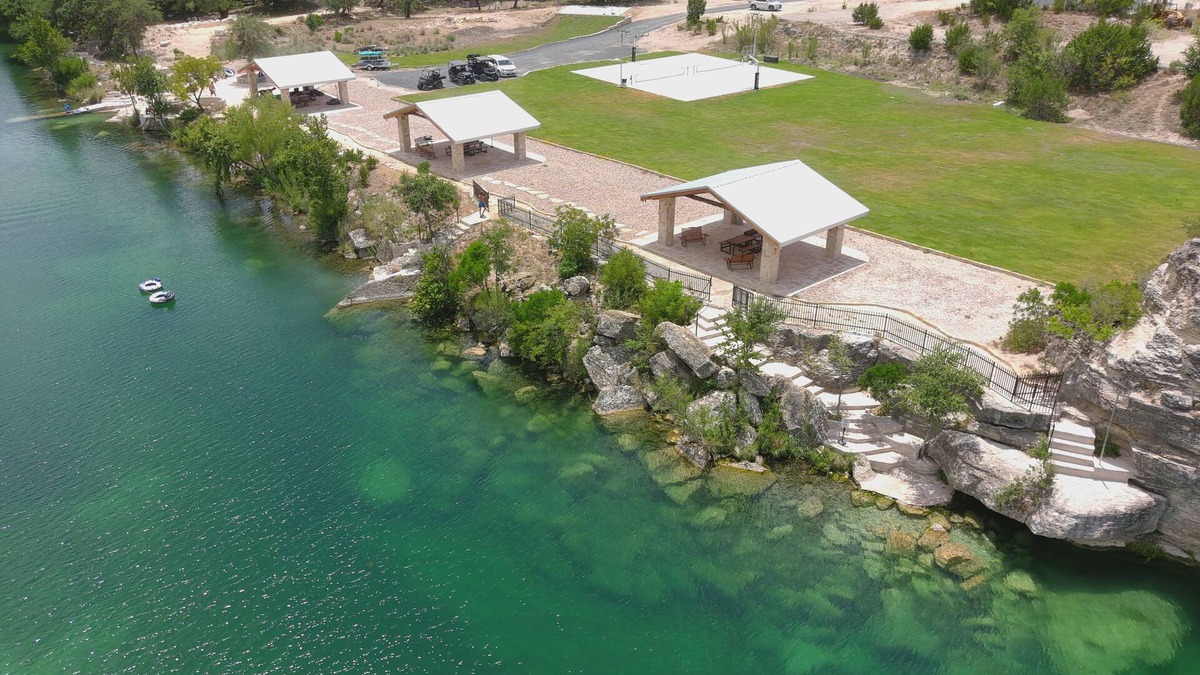 Uvalde Cabin | Cabin 1 of 7 With Private River Access to the Nueces River