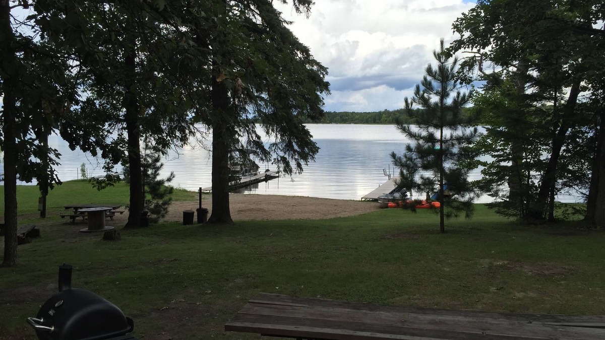 Deer River Cabin | Cabin #1 (Whitetail) Beautiful log cabin situated right on the lake!