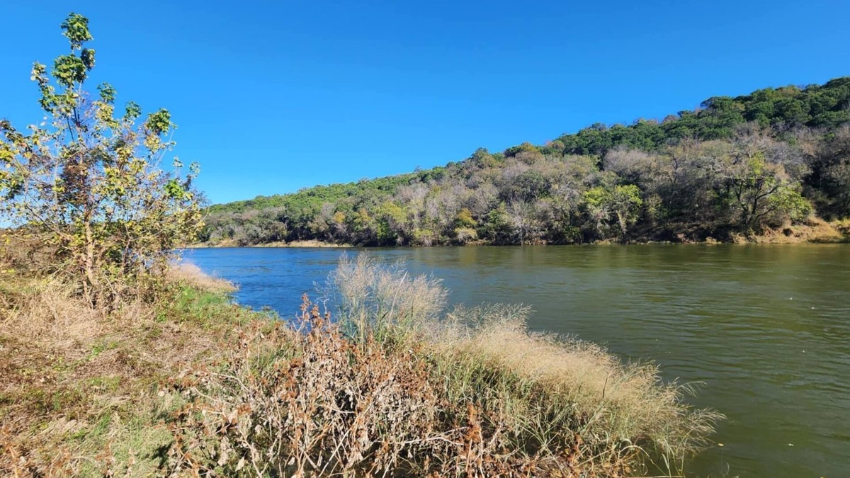 Nemo Cabin | Cabin 10 Glamping on the Brazos River