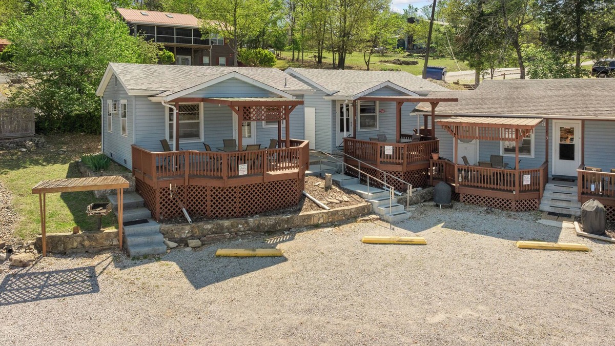 Diamond City Cabin | Cabin 2-2bed/1bath with beautiful views of Bull Shoals Lake.