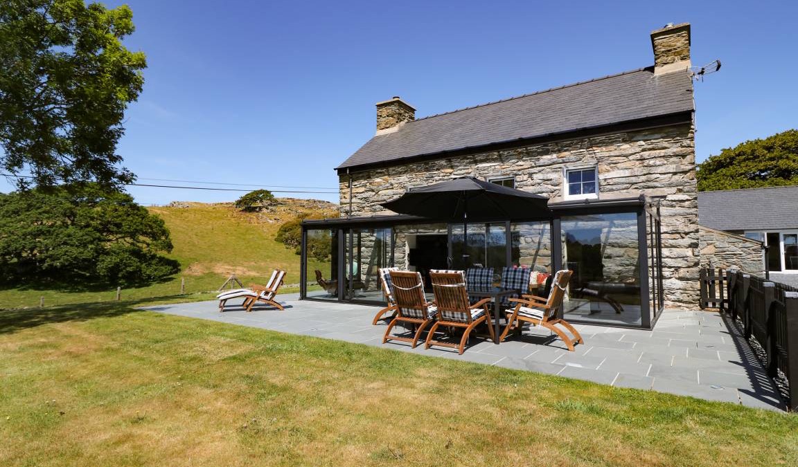 Porthmadog Cottage | Cabin ∙ 2 bedrooms ∙ 6 guests