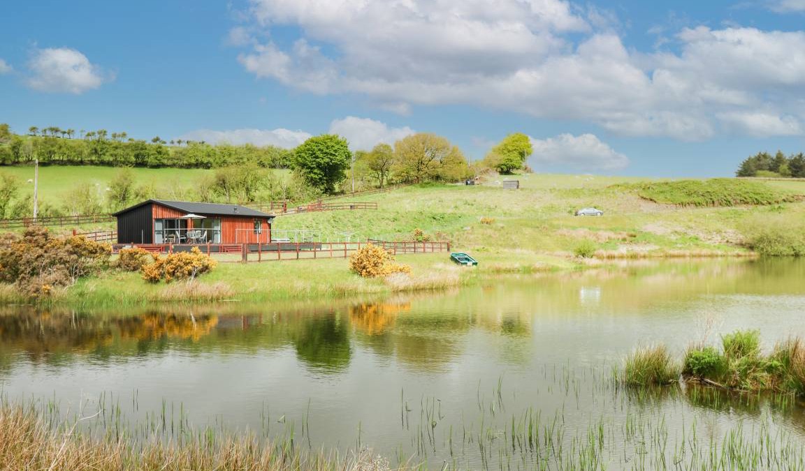 Bethania Cottage | Cabin ∙ 2 bedrooms ∙ 4 guests