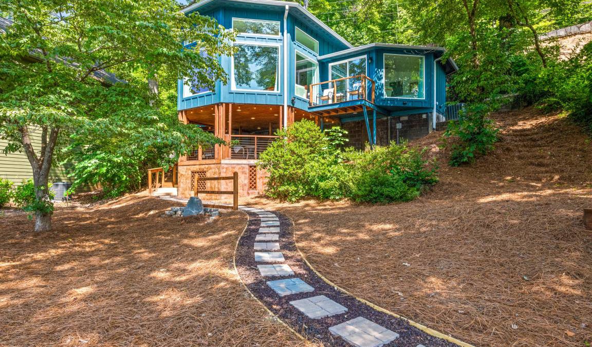 Lake Lure Cottage | Cabin ∙ 2 bedrooms ∙ 6 guests