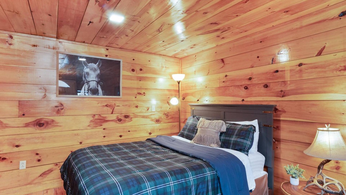Farmers Cabin | *Cabin 2* Cave Run Cabins at Cave Run Lake!