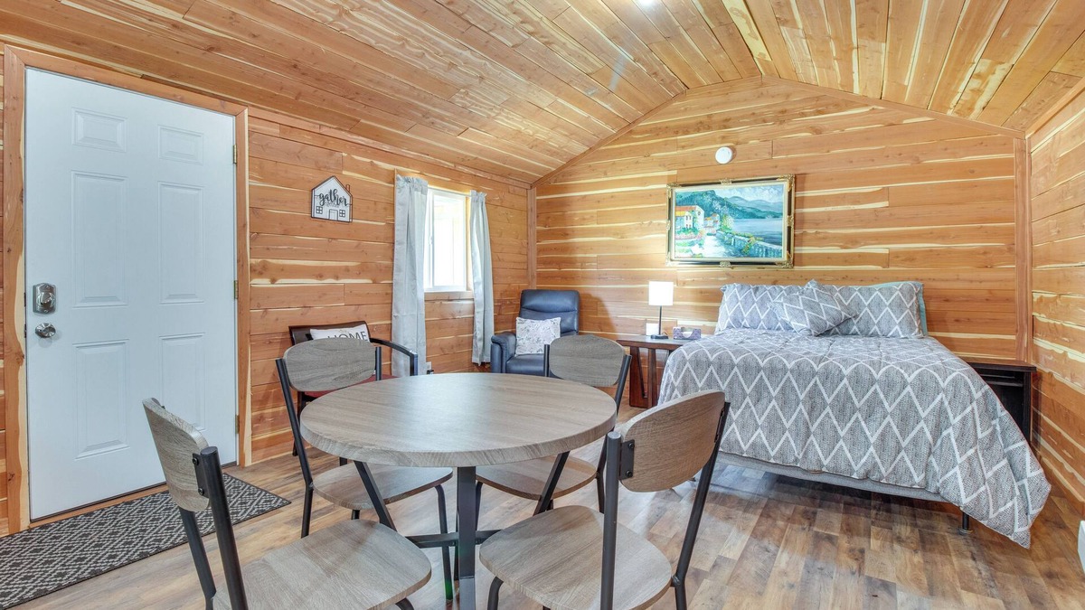 Lakeview Cabin | Cabin 2 Mi to White River: Great for Anglers!