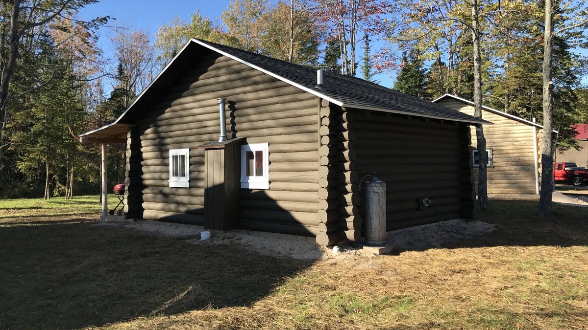 Moran Cabin | Cabin #2 Near Beautiful Brevort Lake