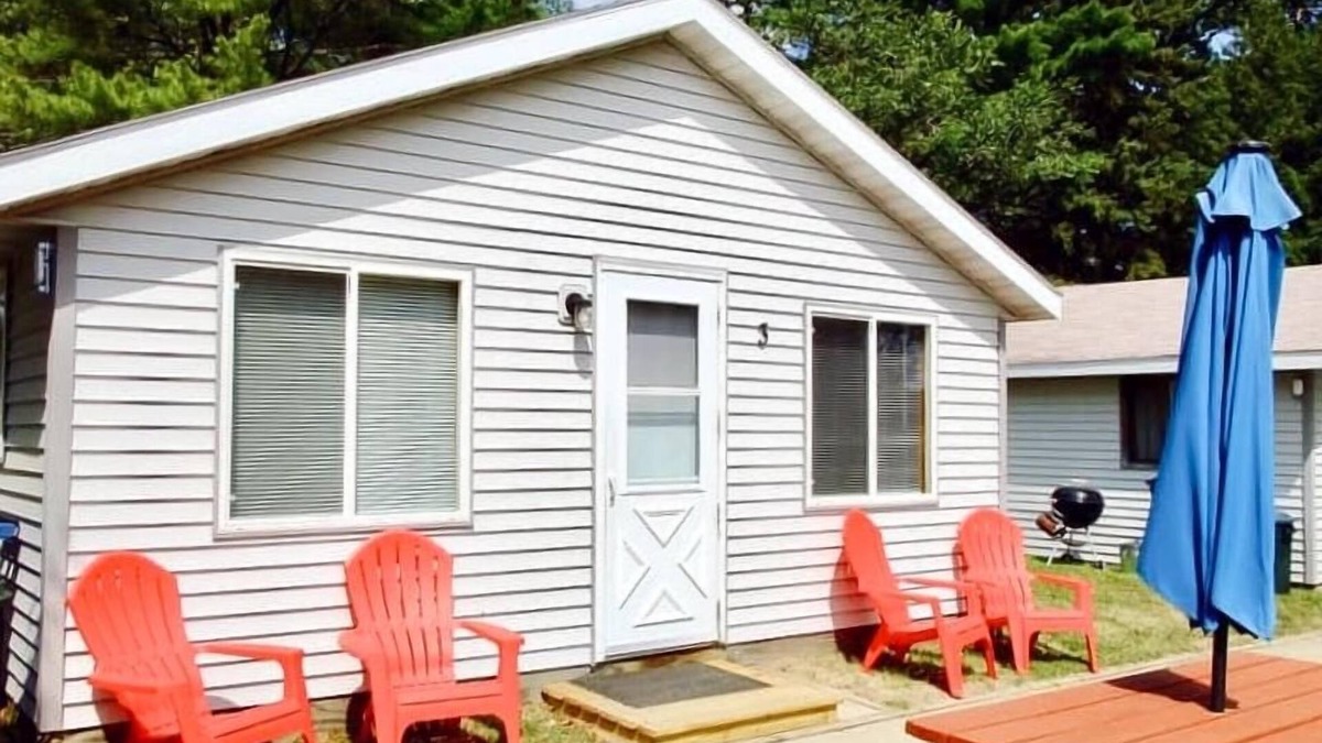 Nevis Resort | Cabin 3 | Afterglow