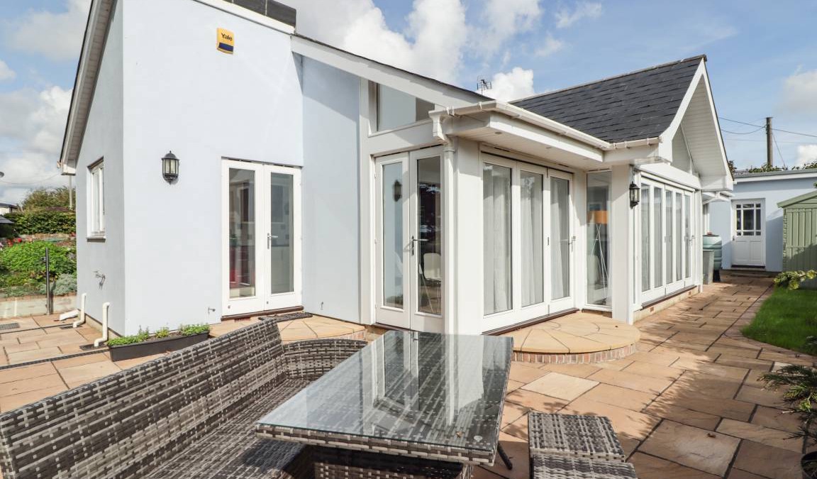 Pembroke Cottage | Cabin ∙ 3 bedrooms ∙ 6 guests