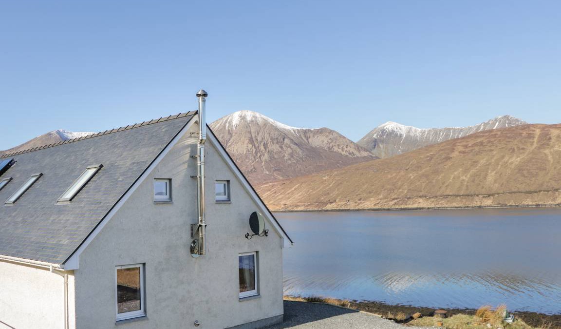 Breakish Cottage | Cabin ∙ 3 bedrooms ∙ 6 guests