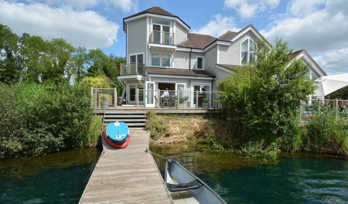 South Cerney Cottage | Cabin ∙ 3 bedrooms ∙ 6 guests
