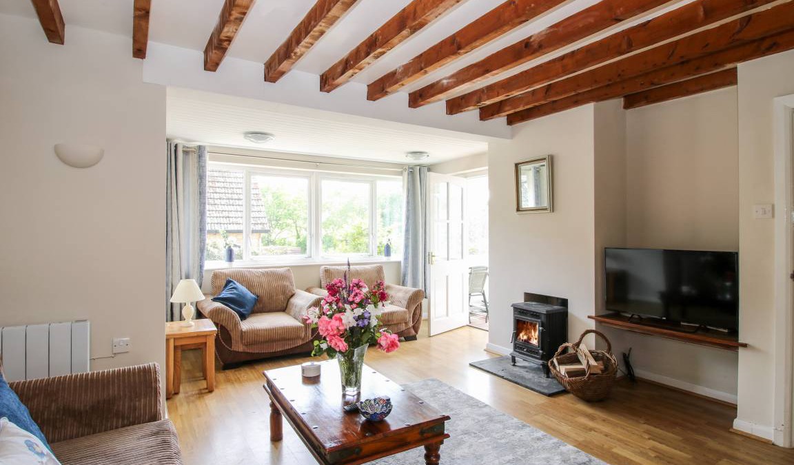 Clun Cottage | Cabin ∙ 3 bedrooms ∙ 5 guests