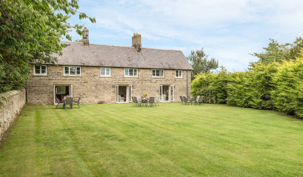 South Charlton Cottage | Cabin ∙ 3 bedrooms ∙ 6 guests