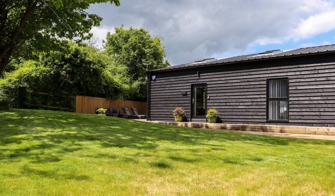 Adisham Cottage | Cabin ∙ 3 bedrooms ∙ 6 guests