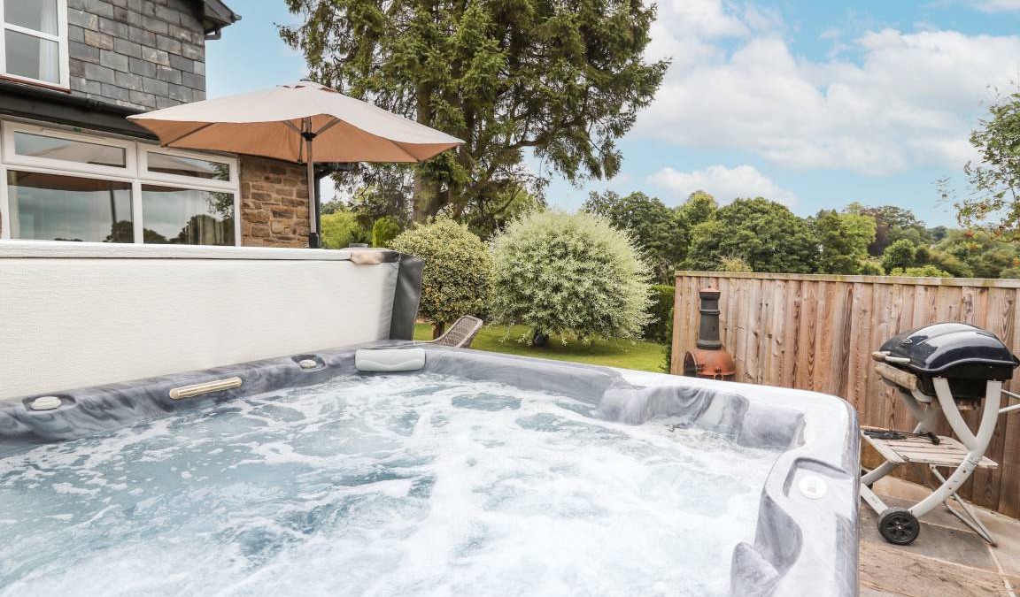 Howey Cottage | Cabin ∙ 3 bedrooms ∙ 6 guests