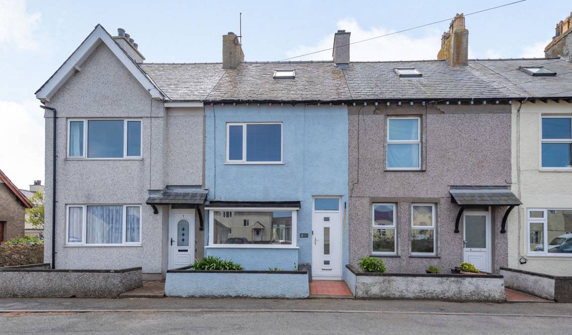 Cemaes Bay Cottage | Cabin ∙ 3 bedrooms ∙ 6 guests