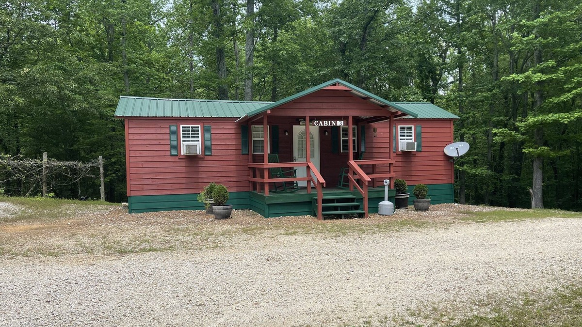Camden Cabin | Cabin #3, NASHVILLE, Memphis, Kentucky Lake, Birdsong , Loretta Lynns, Paris Tn