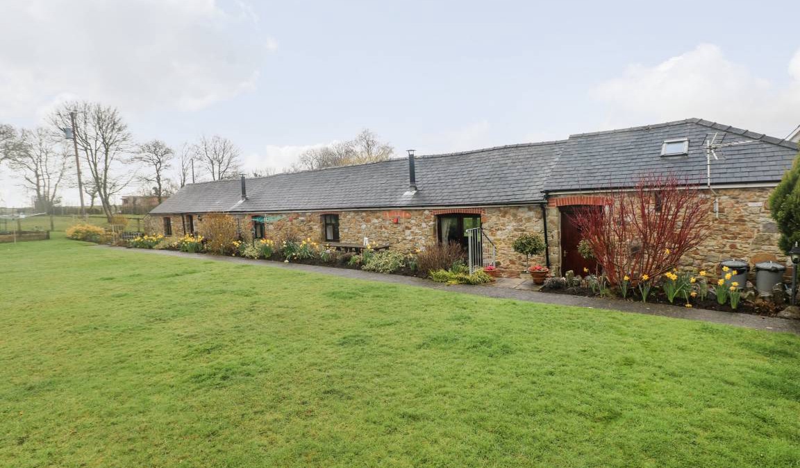 Tenby Cottage | Cabin ∙ 4 bedrooms ∙ 6 guests