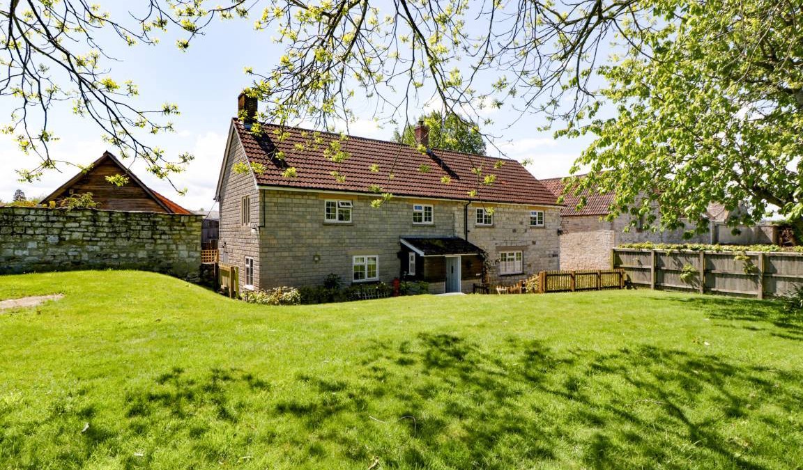 Sherborne Cottage | Cabin ∙ 4 bedrooms ∙ 8 guests
