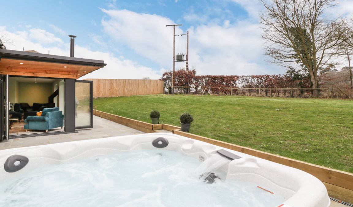 Sherborne Cottage | Cabin ∙ 4 bedrooms ∙ 8 guests