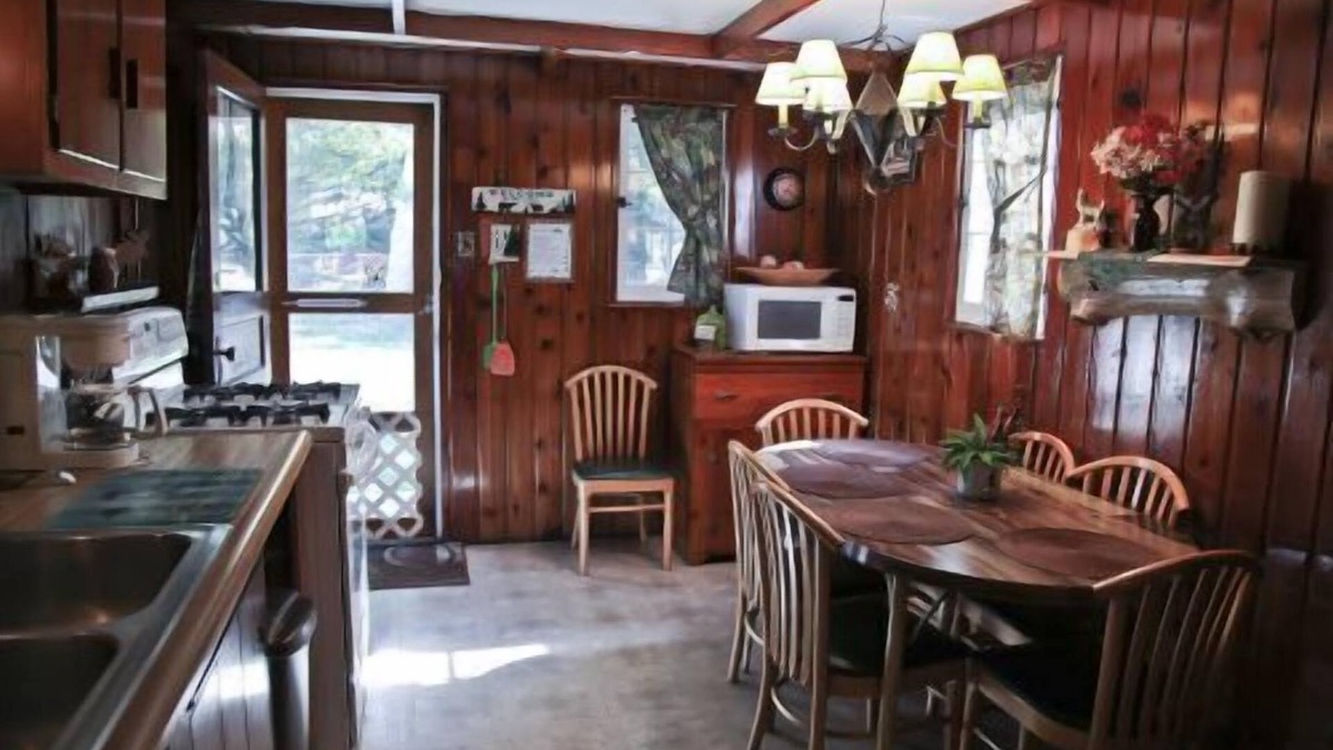 Carp Lake Cabin | Cabin #4 - Loon's Landing by RedAwning