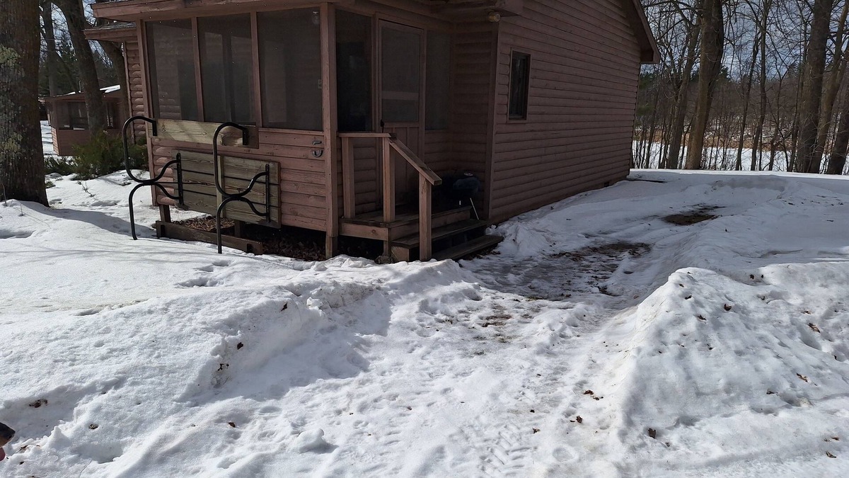 Park Rapids Cabin | Cabin 5. Charming 2-bedroom cabin at Family Friendly Resort near Park Rapids MN