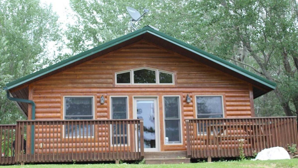Deer River Cabin | Cabin 5 - Modern Cabin with A/C and lake views - Fully handicap accessible
