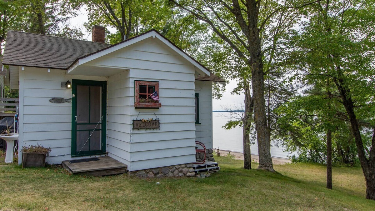 Longville Cabin | Cabin 6, Lien's Resort, Leech Lake, Fishing, Swimming, Boating