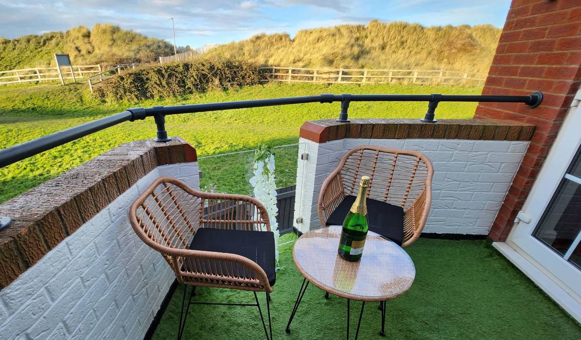 Prestatyn Cottage | Cabin ∙ 7 bedrooms ∙ 15 guests