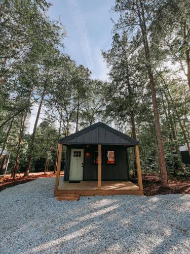 Hartwell Other | Cabin #7 One Bedroom With Kitchenette