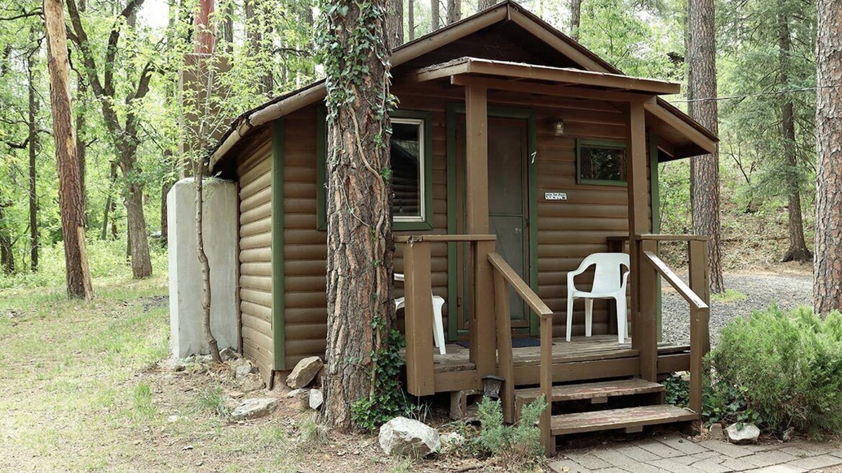 Christopher Creek Cabin | Cabin #7 - Rustic Studio with fireplace