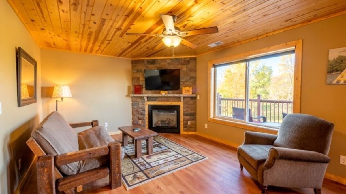 Isle Resort | Cabin 7 with beacutiful lakeviews
