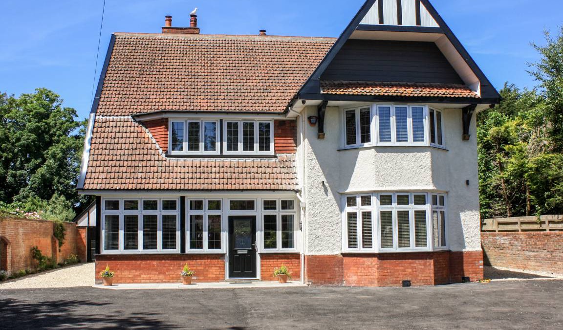 Burnham-on-Sea Cottage | Cabin ∙ 8 bedrooms ∙ 15 guests