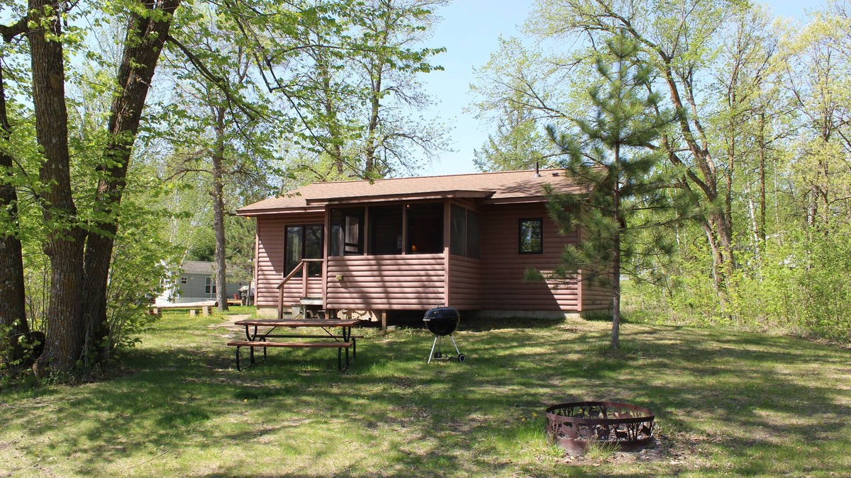 Park Rapids Cabin | Cabin #8 Cozy Lakefront Cabin