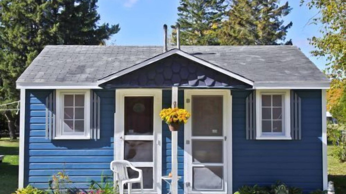 Carp Lake Cabin | Cabin #8 - Mackinac Point by RedAwning