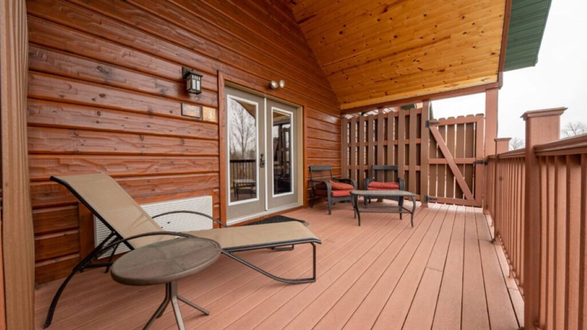 Isle Resort | Cabin 8 Our Romantic Suite offers a jetted tub and views of Mille Lacs lake