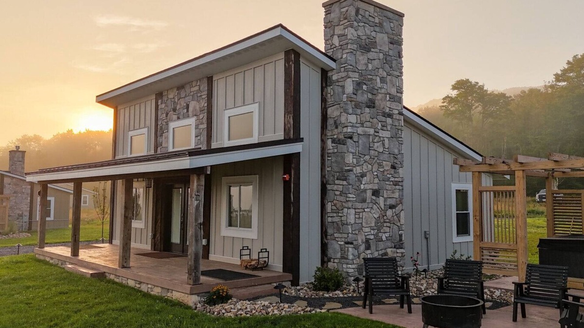 Timberline Cabin | Cabin 8 Two Bed Modern Luxury w Hot Tub