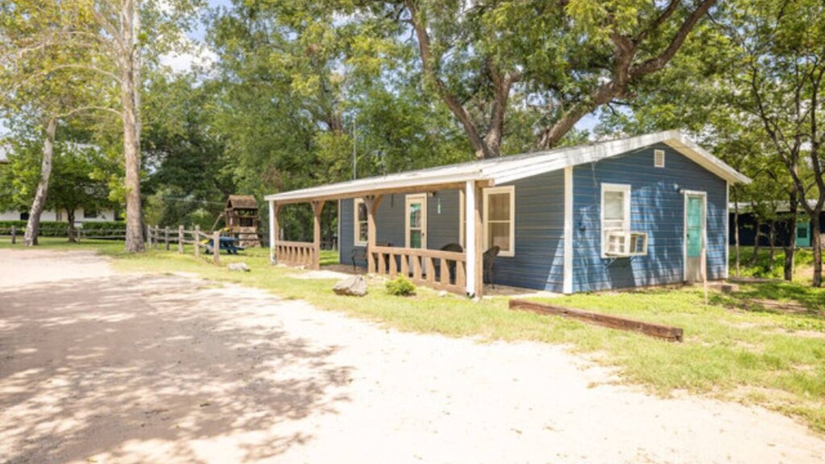 Burnet Cabin | Cabin 8 - Two bedrooms located near the RV park and Condos