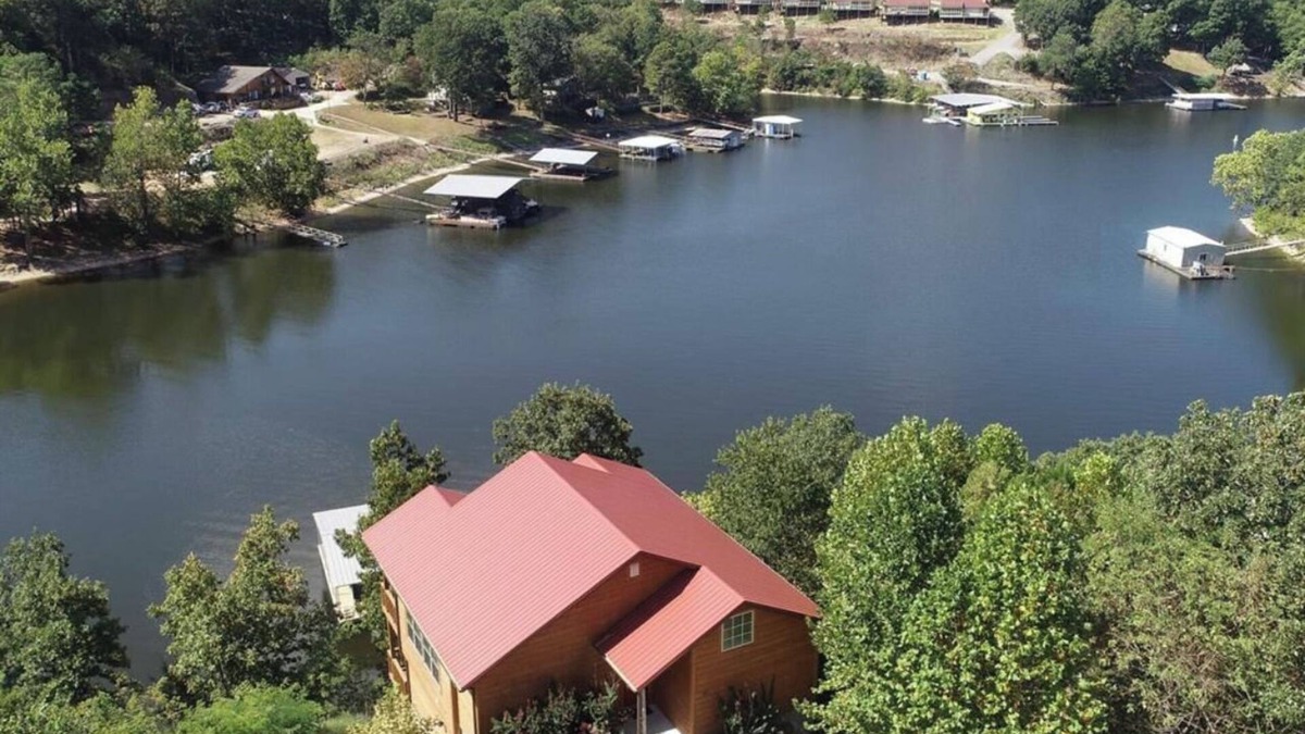 Eucha Cabin | Cabin at Dripping Springs 💦 🛶