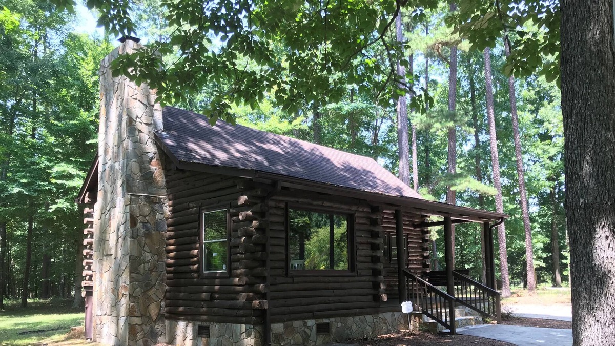 Henderson Cabin | CABIN AT KERR LAKE PRIVATE DOCK