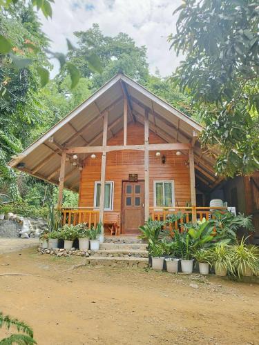 Lobo House | CABIN C at Bigang Munti Beach Resort