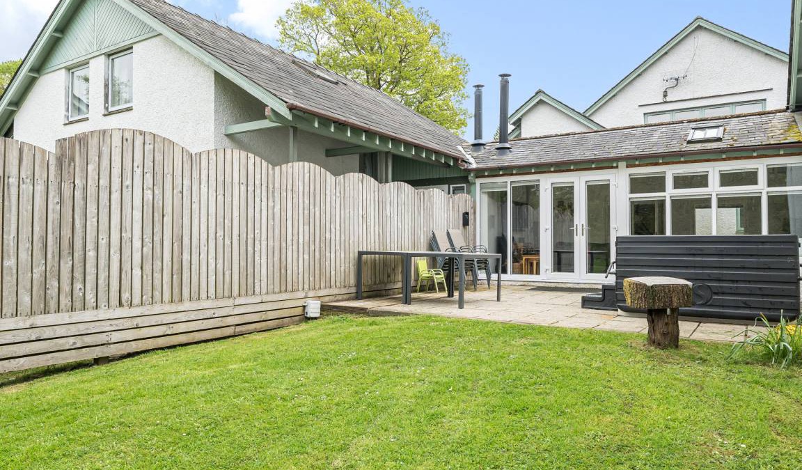 Bowness-on-Windermere Cottage | Cabin ∙ 5 bedrooms ∙ 12 guests