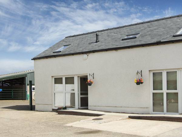 Annan Cottage | Cabin ∙ 2 bedrooms ∙ 4 guests