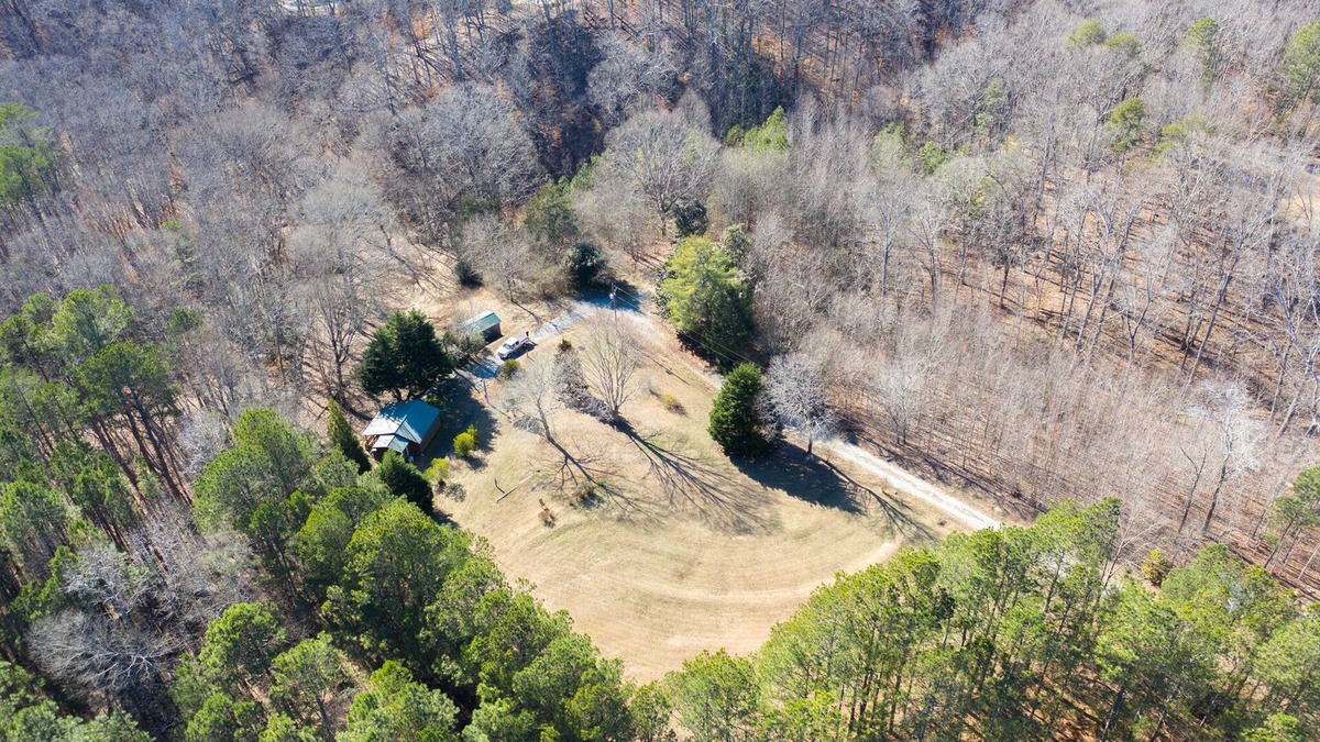 Flowery Branch Cabin | Cabin Hideaway near Lake Lanier