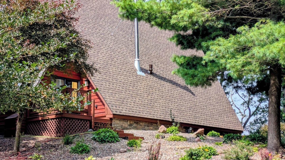 Eau Claire House | Cabin Home in the City!