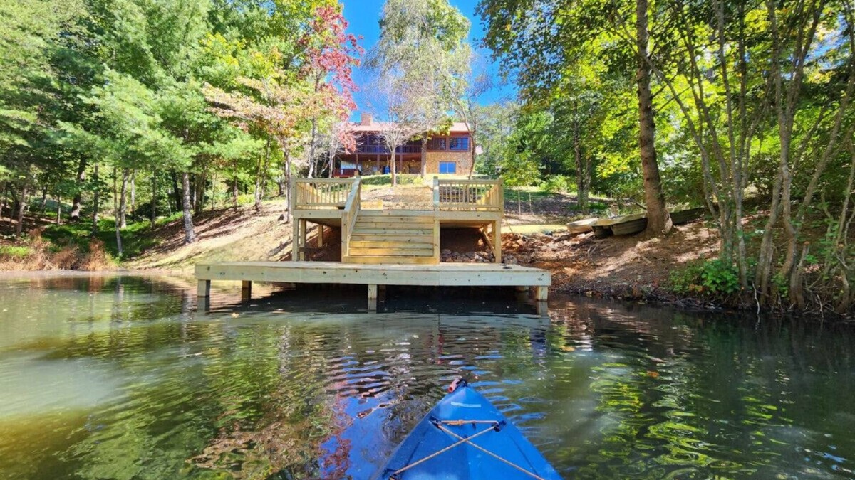 My Mountain Cabin | Cabin in the Blue Ridge mountains on private lake!