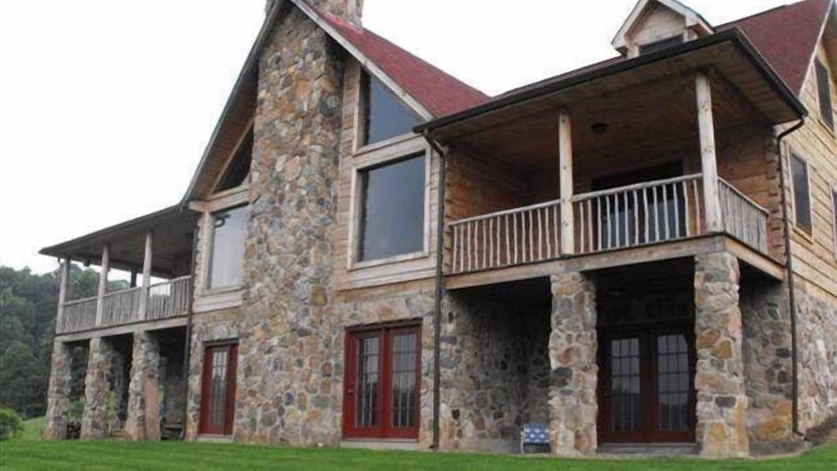 Nebo Cabin | Cabin in the Blue Ridge.