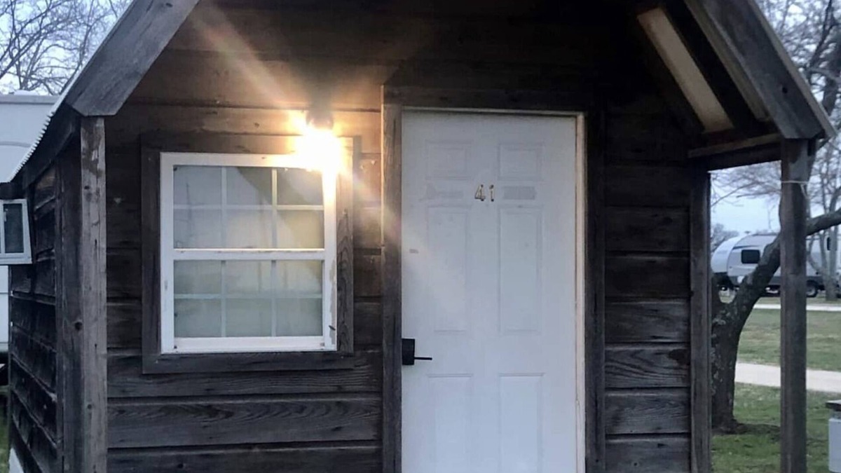 Glen Rose Cabin | Cabin in the Country - #41