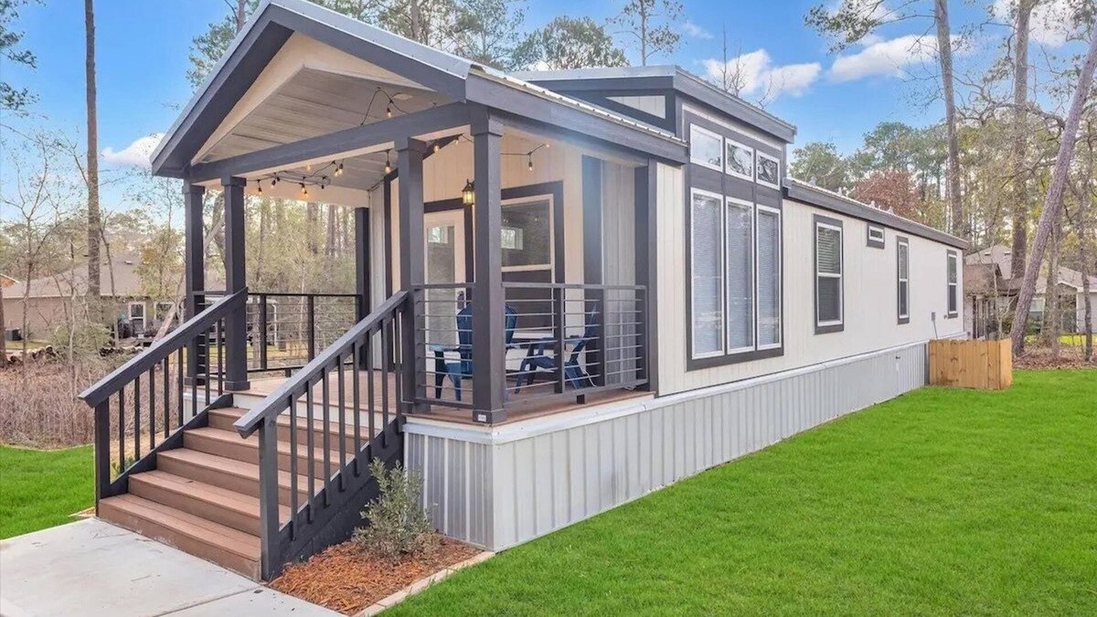 Montgomery Cabin | Cabin In The Forest - Sam Houston National Forestnn
