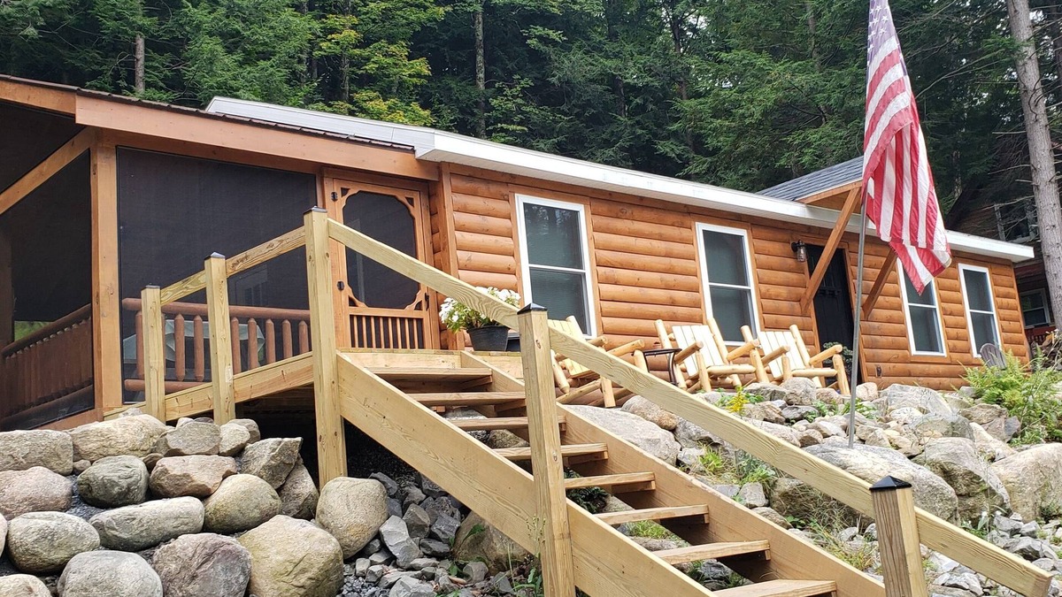 Corinth Cabin | Cabin, lake and moose.OH MY!