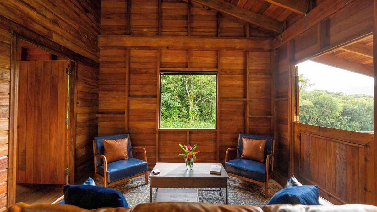 Saint Kitts and Nevis House | Cabin Liamuiga
